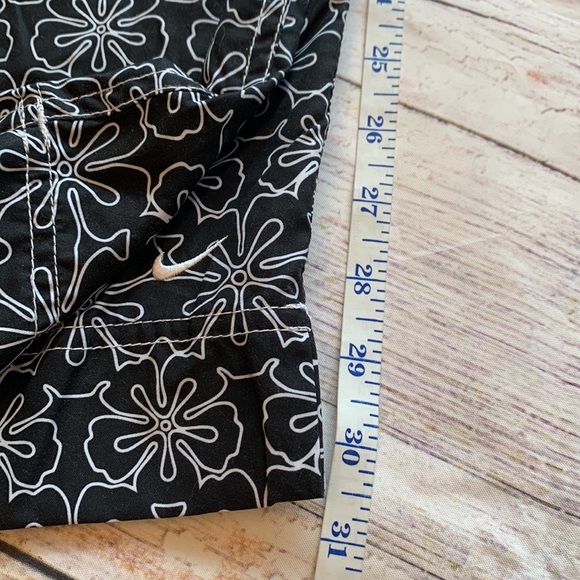 Nike Waterproof Active Capris • Sz S (4-6) - Picture 10 of 13